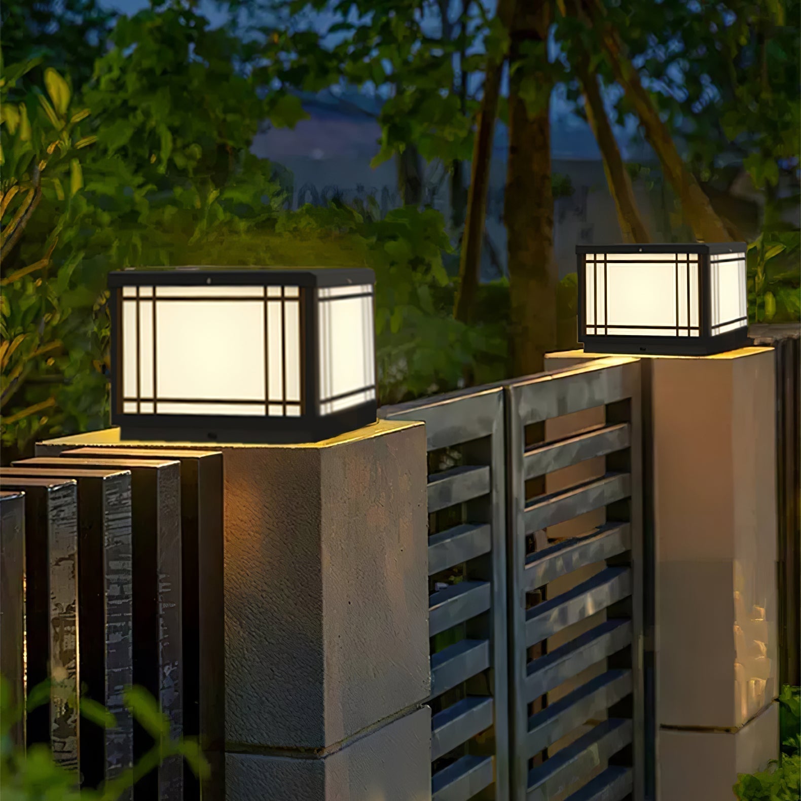 Harrison Classic Premium Solar Cube Outdoor Lamp