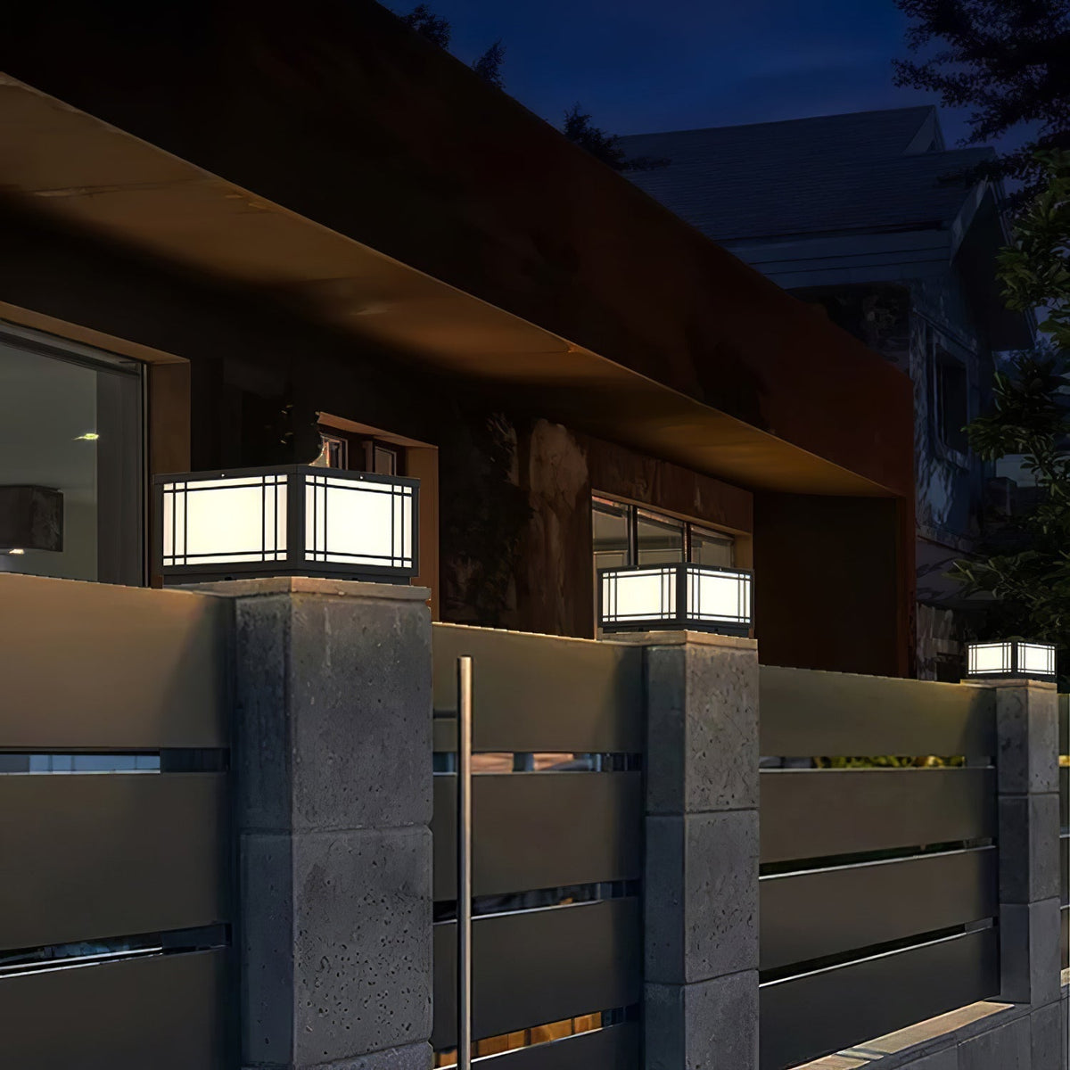 Harrison Classic Premium Solar Cube Outdoor Lamp