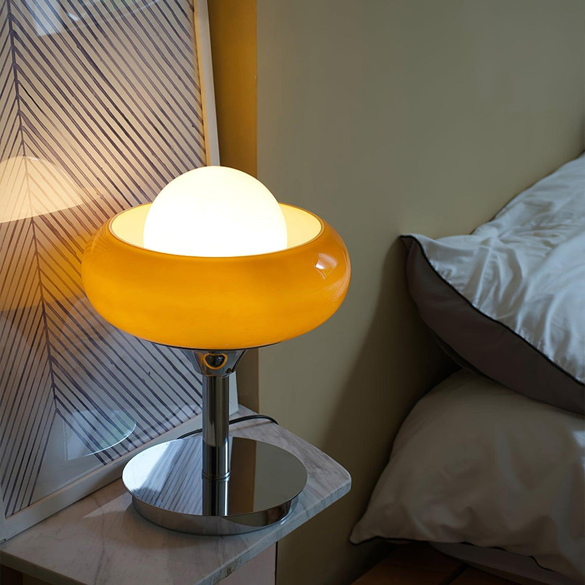 Solise Glass Retro Table Lamp