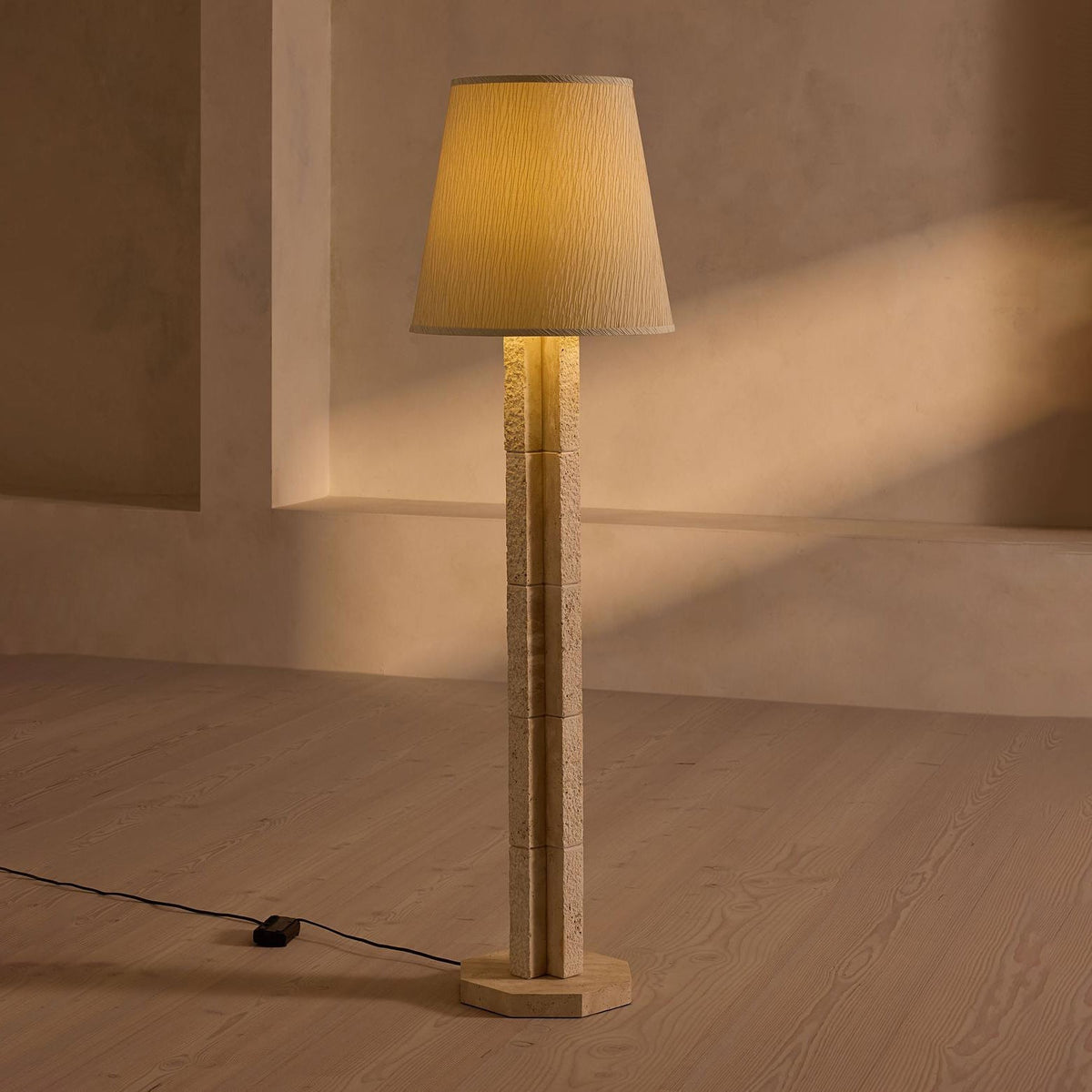 Teyra Floor Lamp