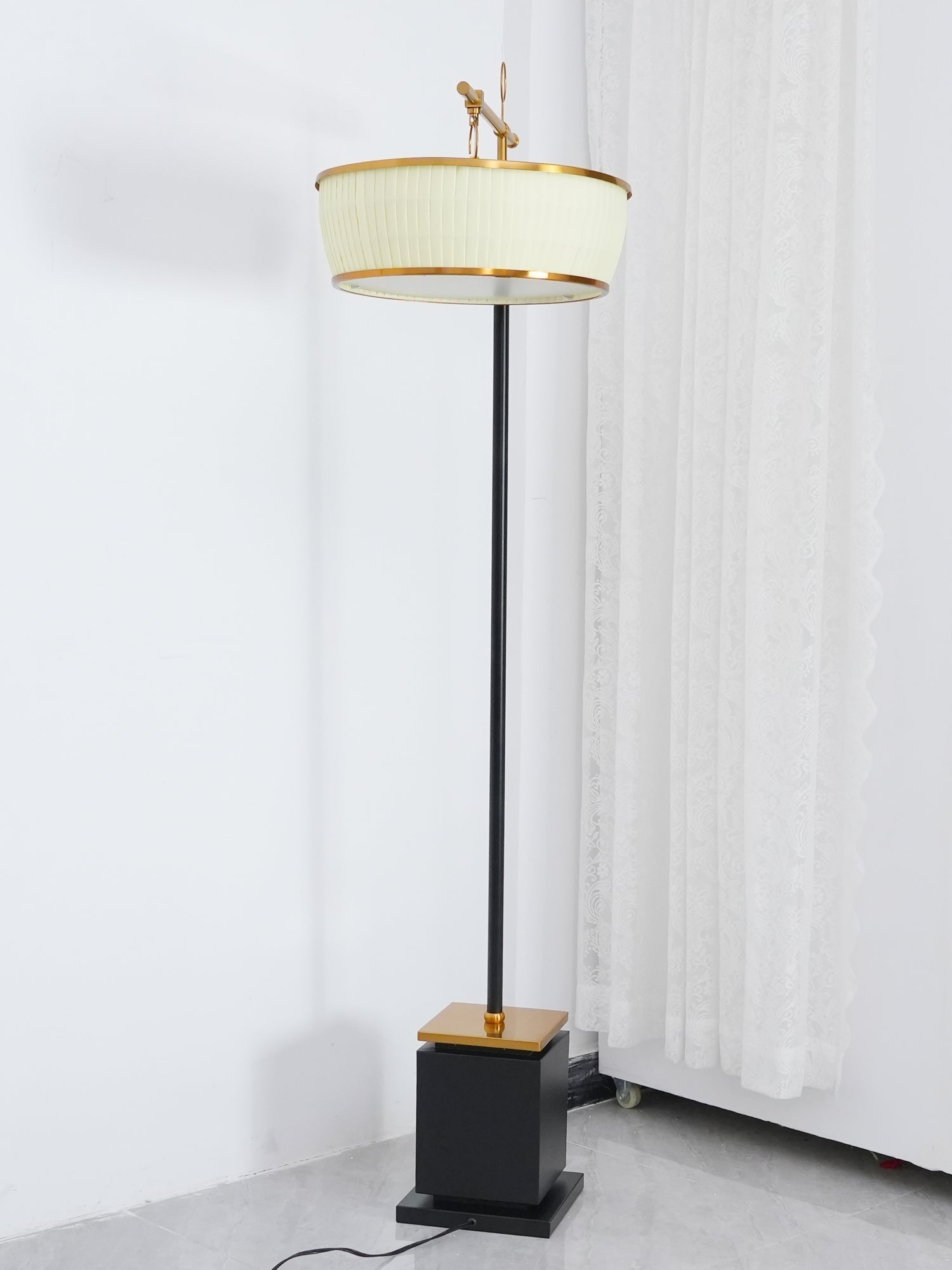 Socor Modern Fabric Floor Lamp