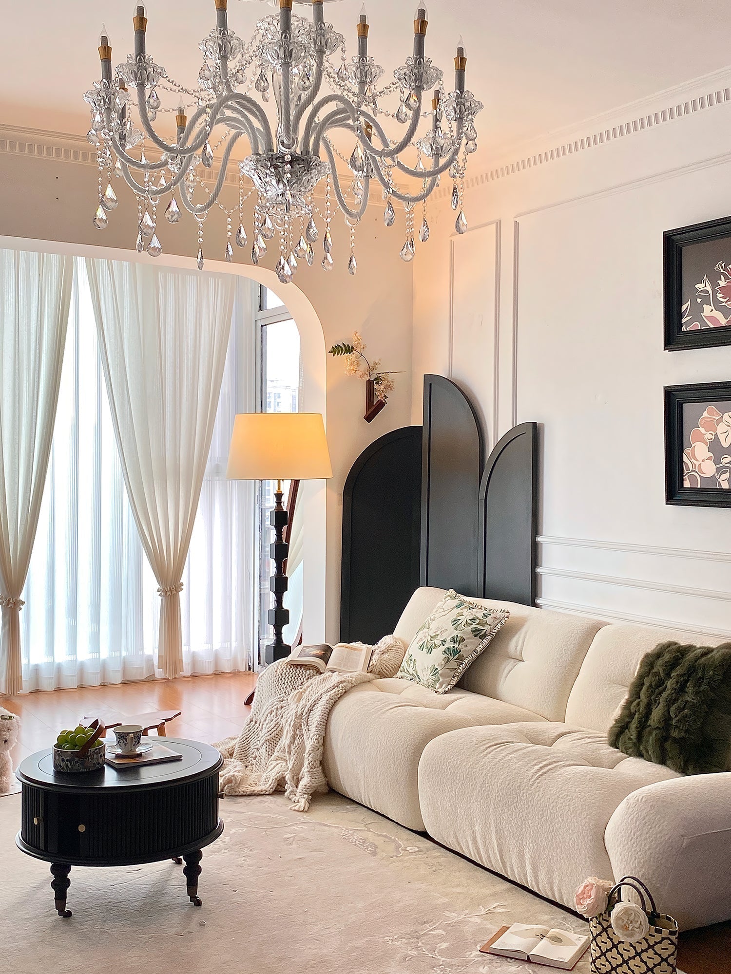 Sylarelle Hexas Wood Floor Lamp