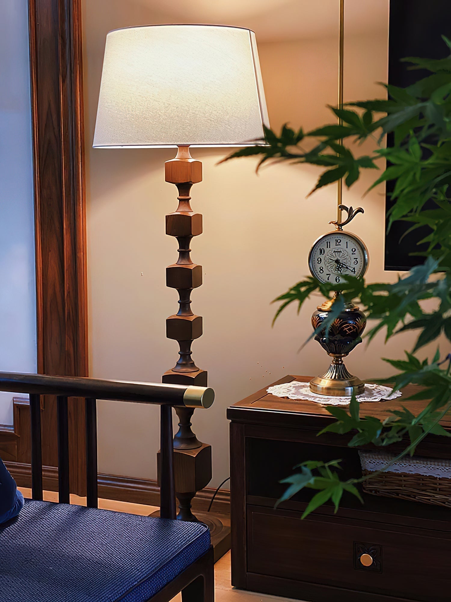 Sylarelle Hexas Wood Floor Lamp