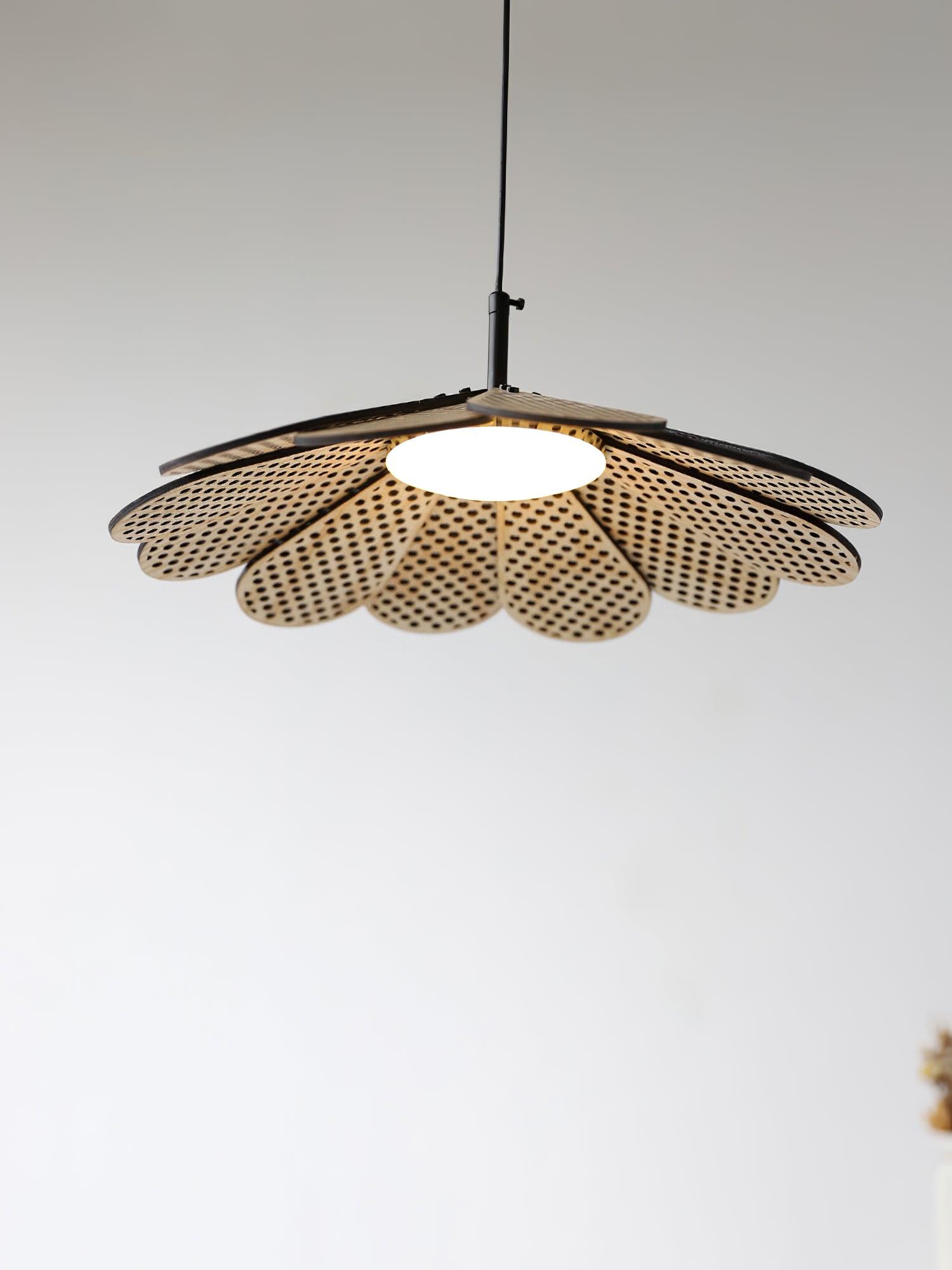 Zevarus Nordic Art Wabi-Sabi Wood Pendant Light