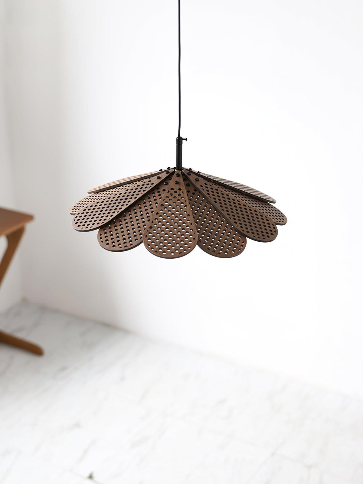 Zevarus Nordic Art Wabi-Sabi Wood Pendant Light