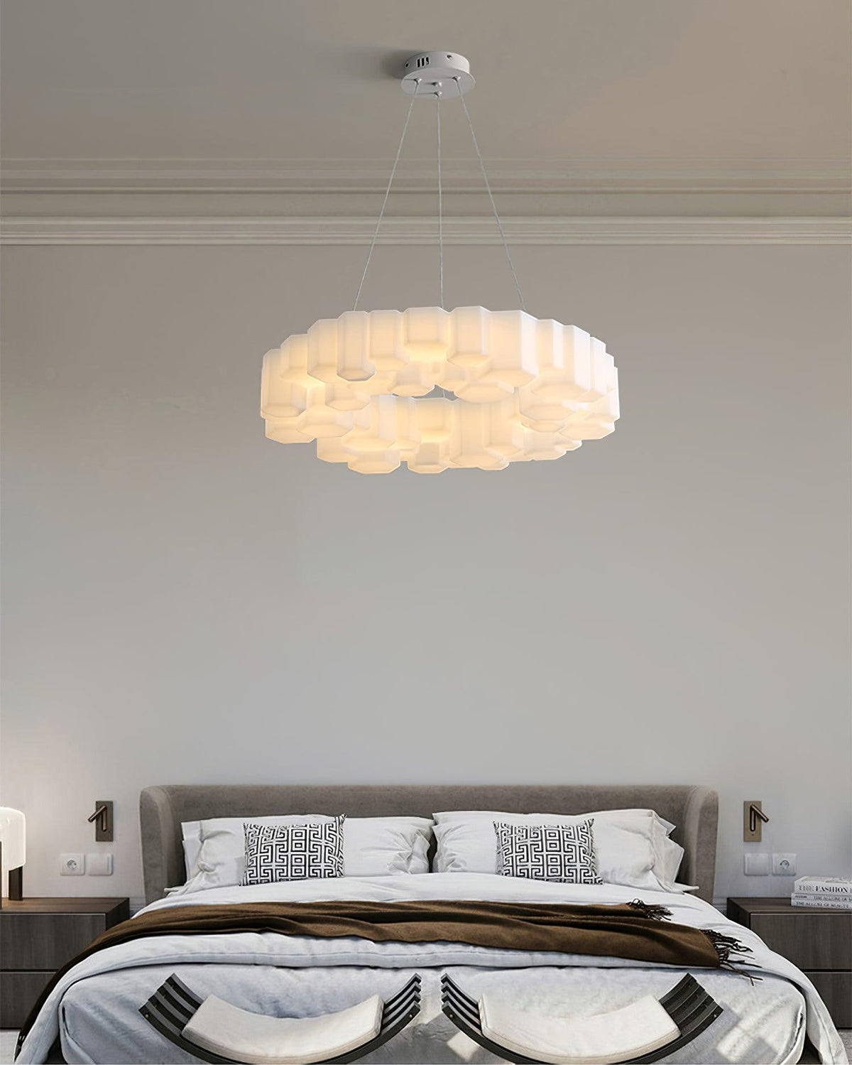 Lioreiel Chandelier Honeycomb Glossy White Polycarbonate