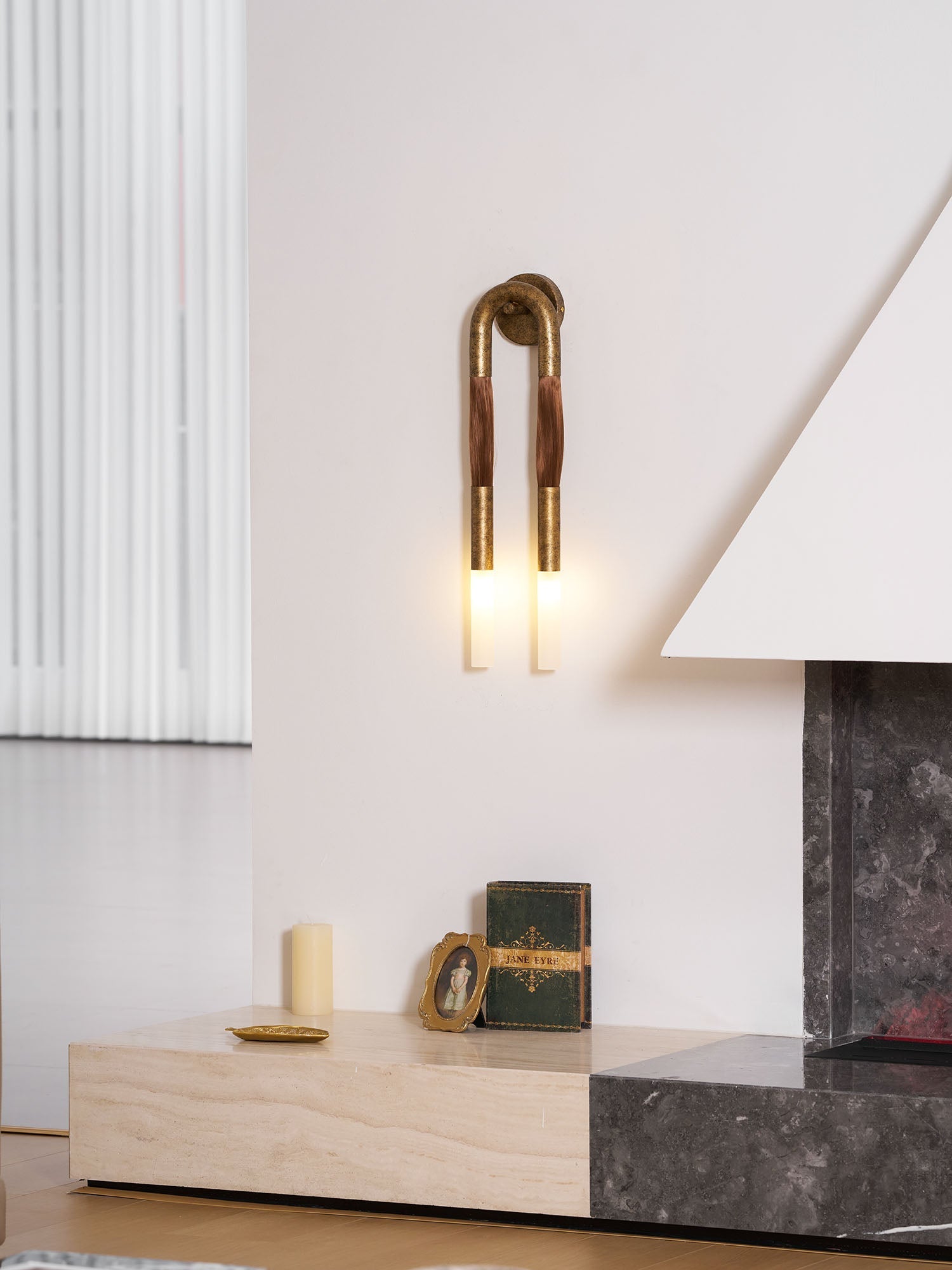Neracrest Horsehair Indoor Wall Light