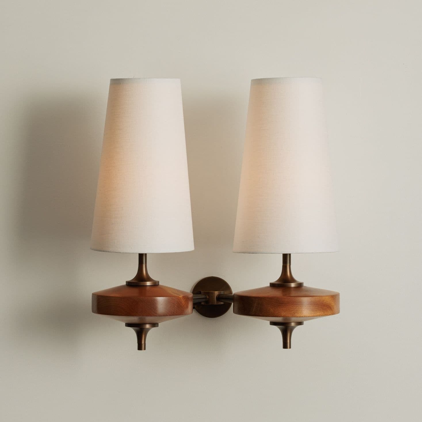 Nydorisra Vintage Antique Brass Wall Light