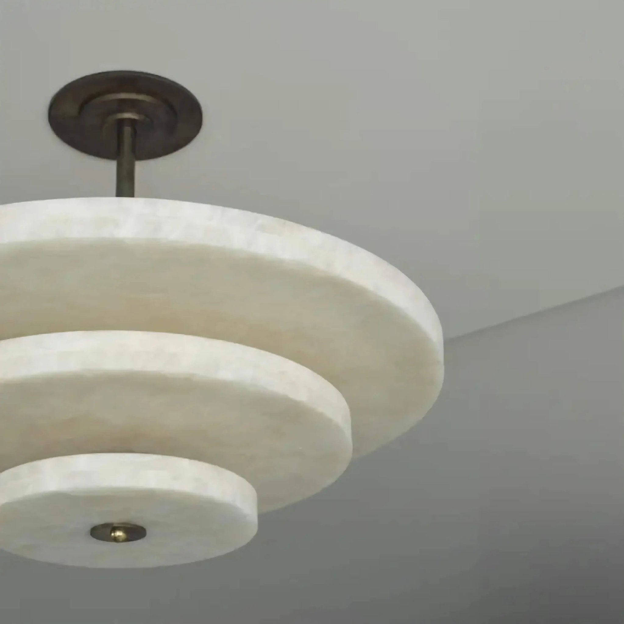 Nivoreria Minimalist Alabaster Pendant Light