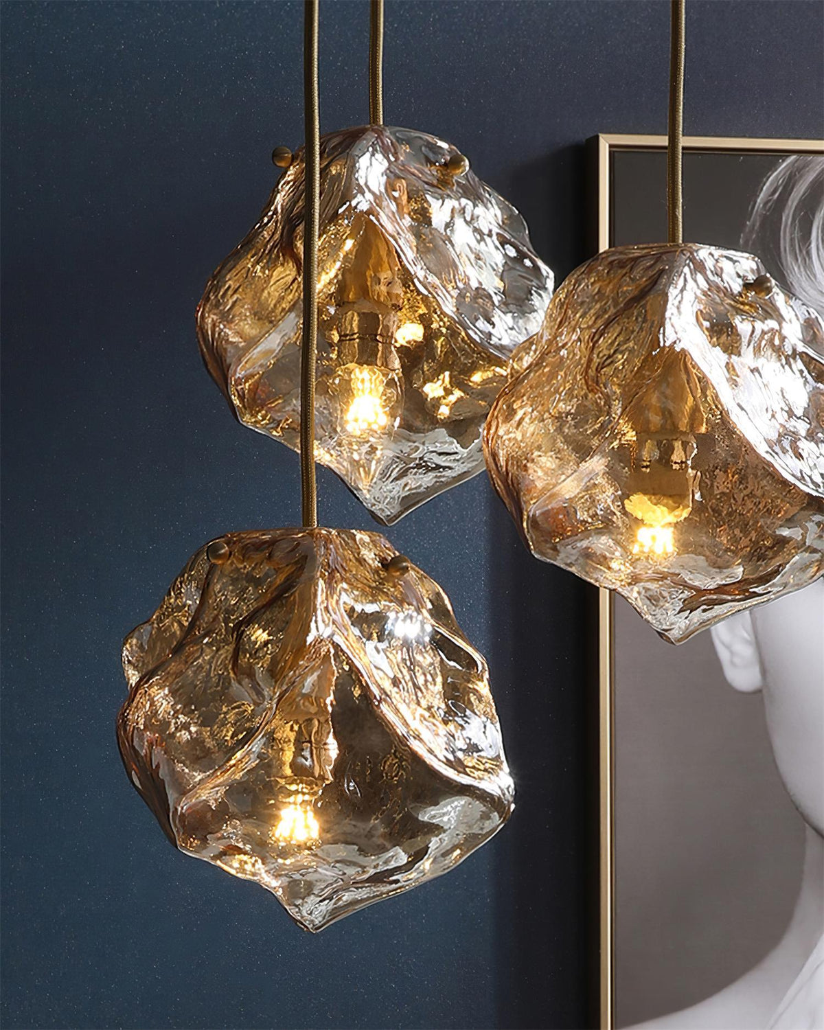 Kixu Brass Luxurious Pendant Lamp