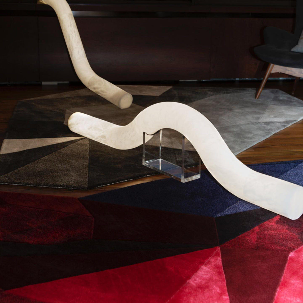 Mithos Curved Alabaster Pendant Light