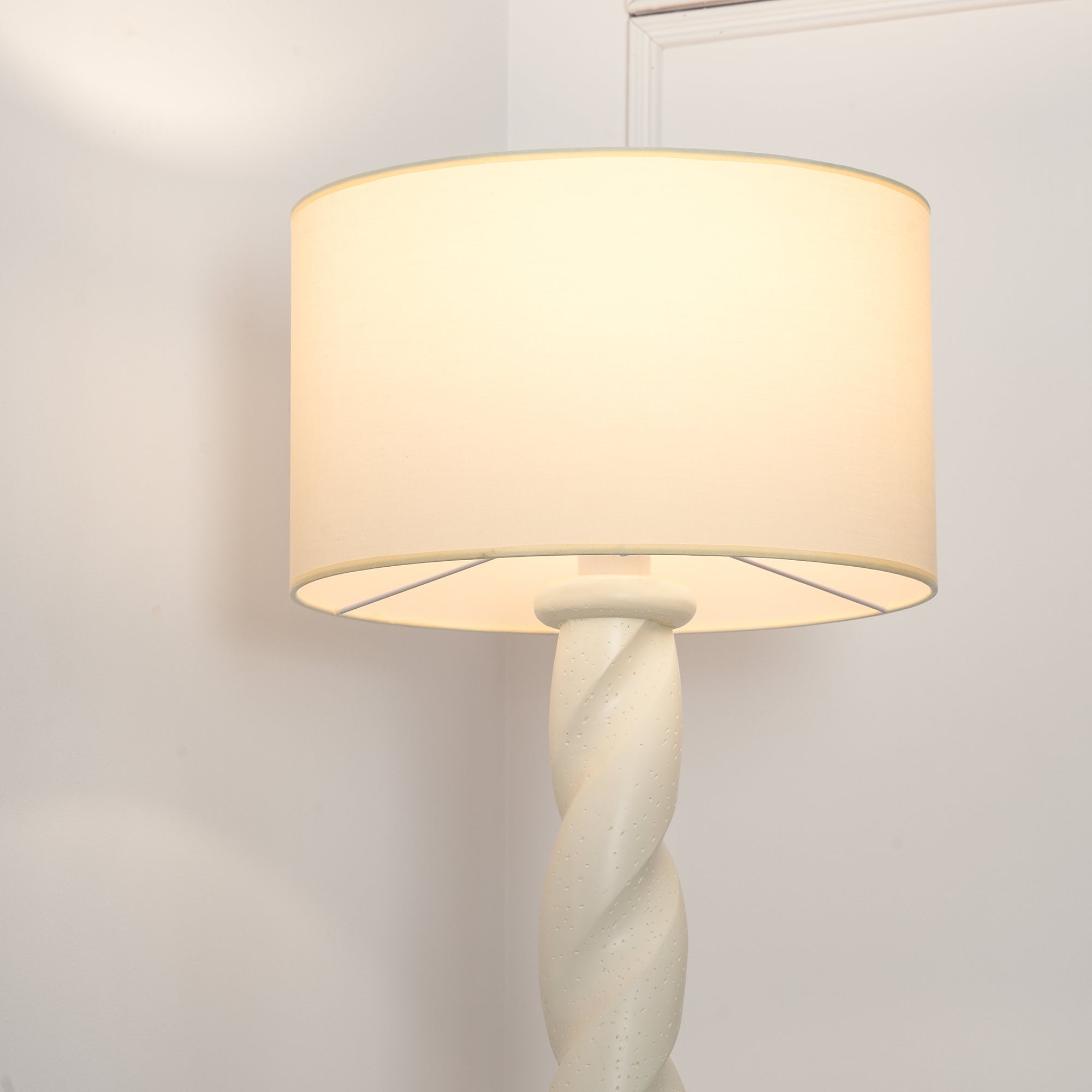 Voliril Artistic Resin Floor Lamp
