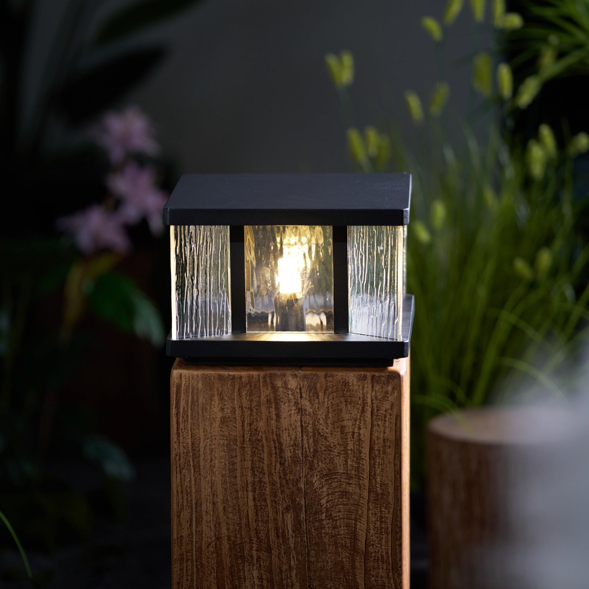Jent Square Outdoor Light