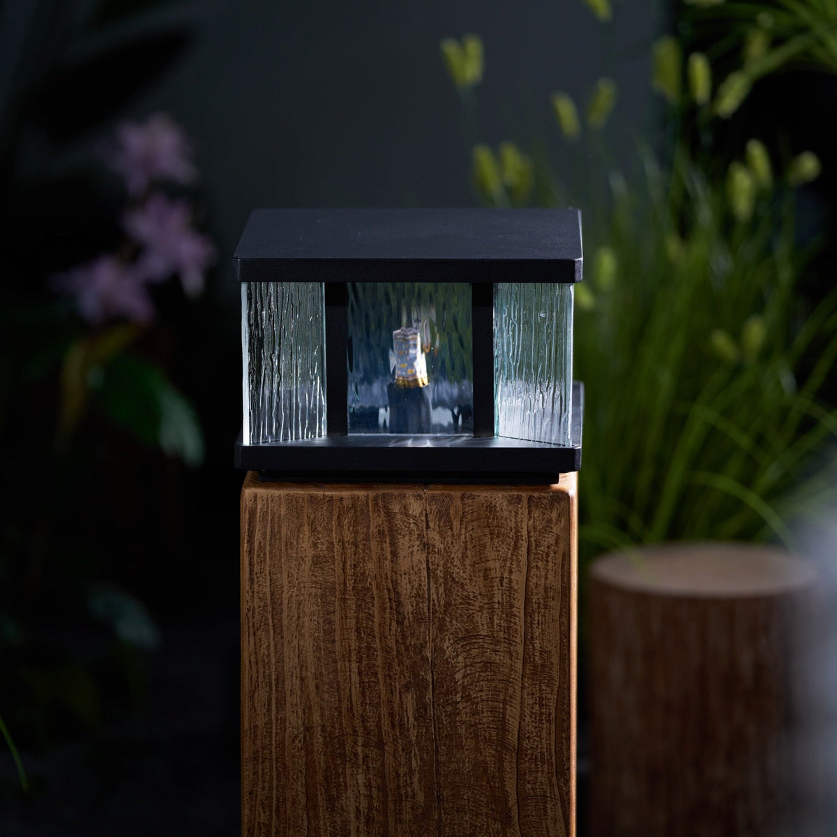 Jent Square Outdoor Light