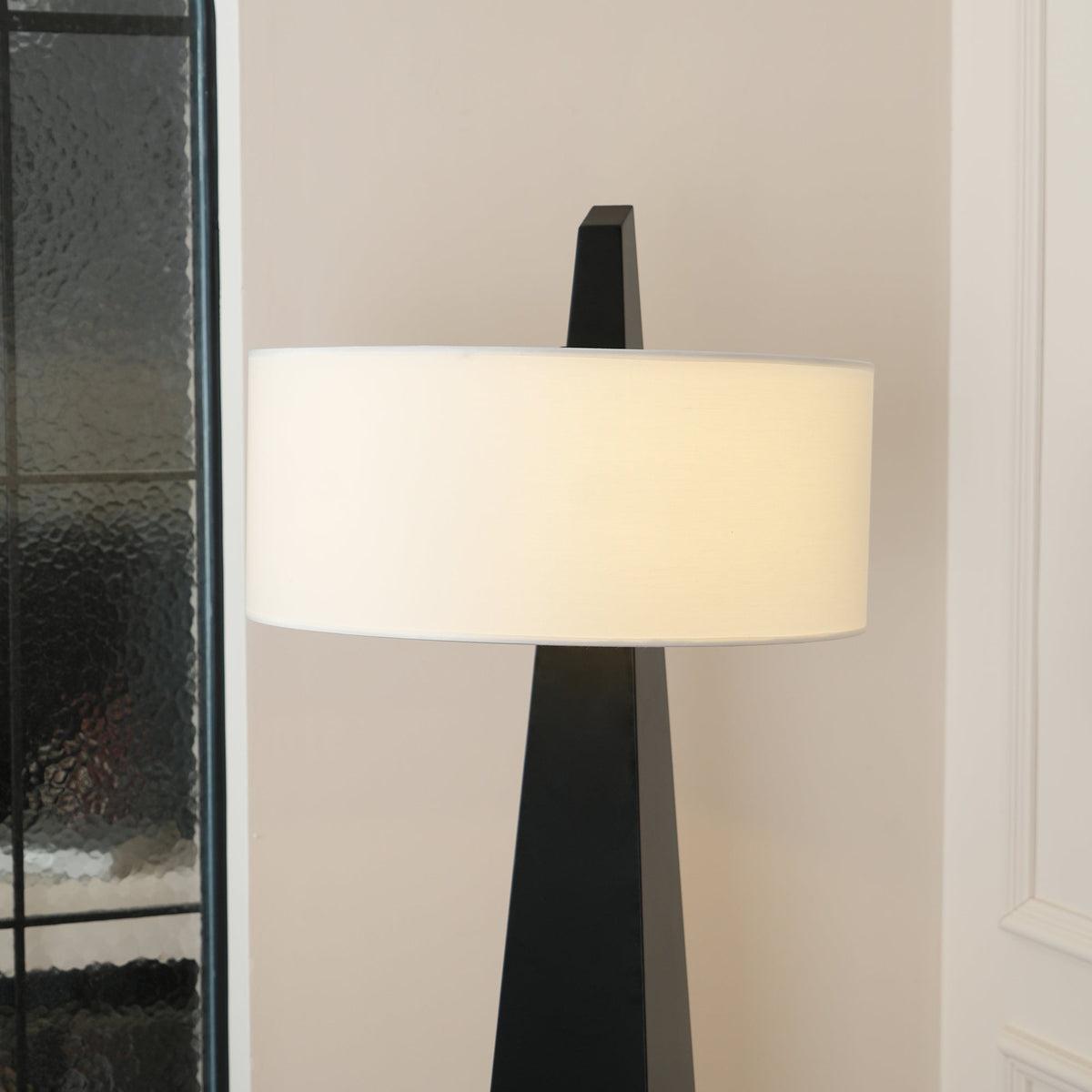 Renalise Obelisk Floor Lamp