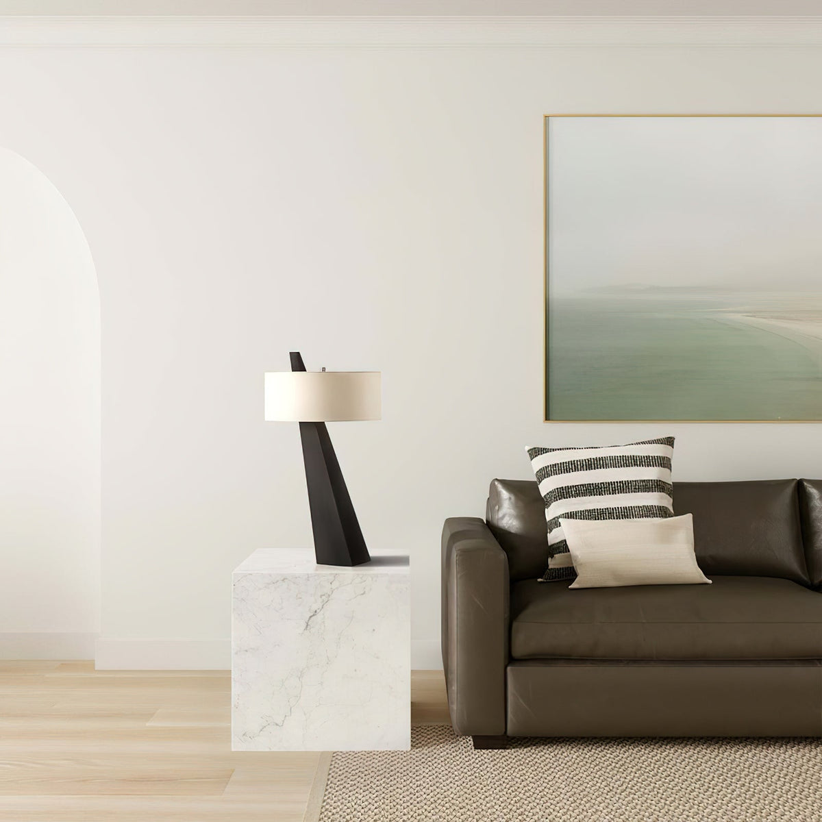 Avenalora Obelisk Table Lamp