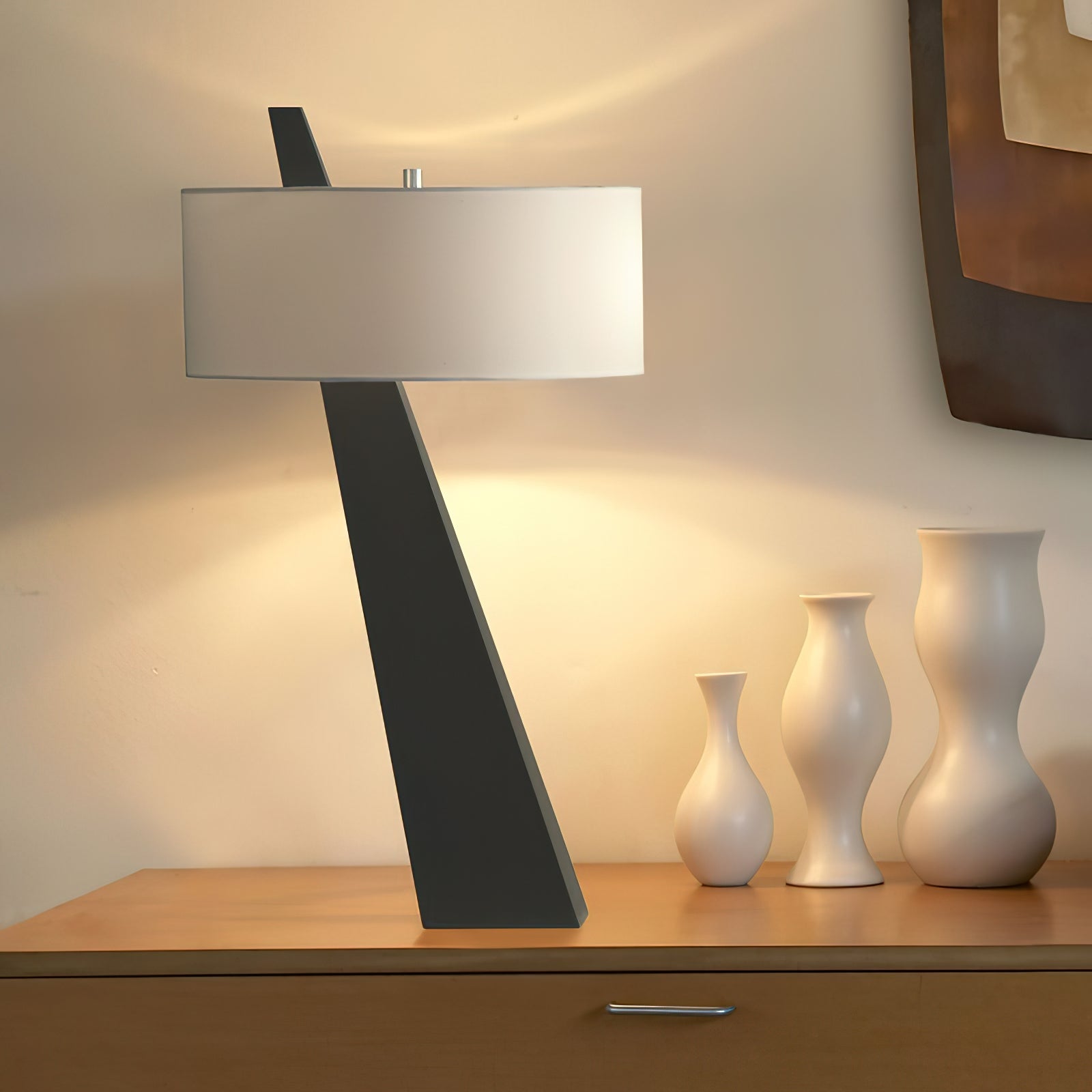 Avenalora Obelisk Table Lamp