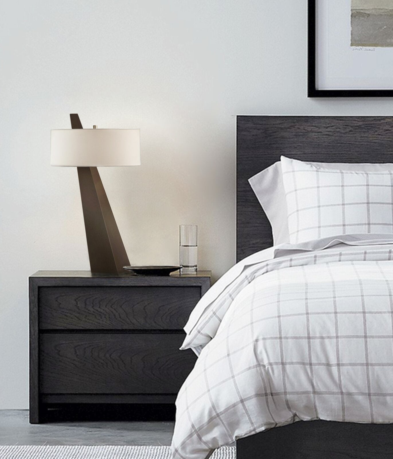 Avenalora Obelisk Table Lamp