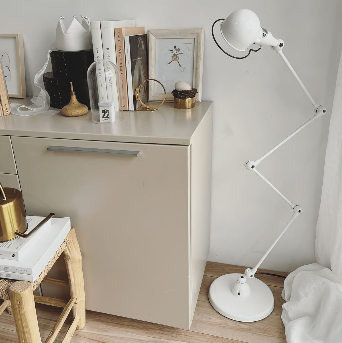 Orelalise Floor Lamp