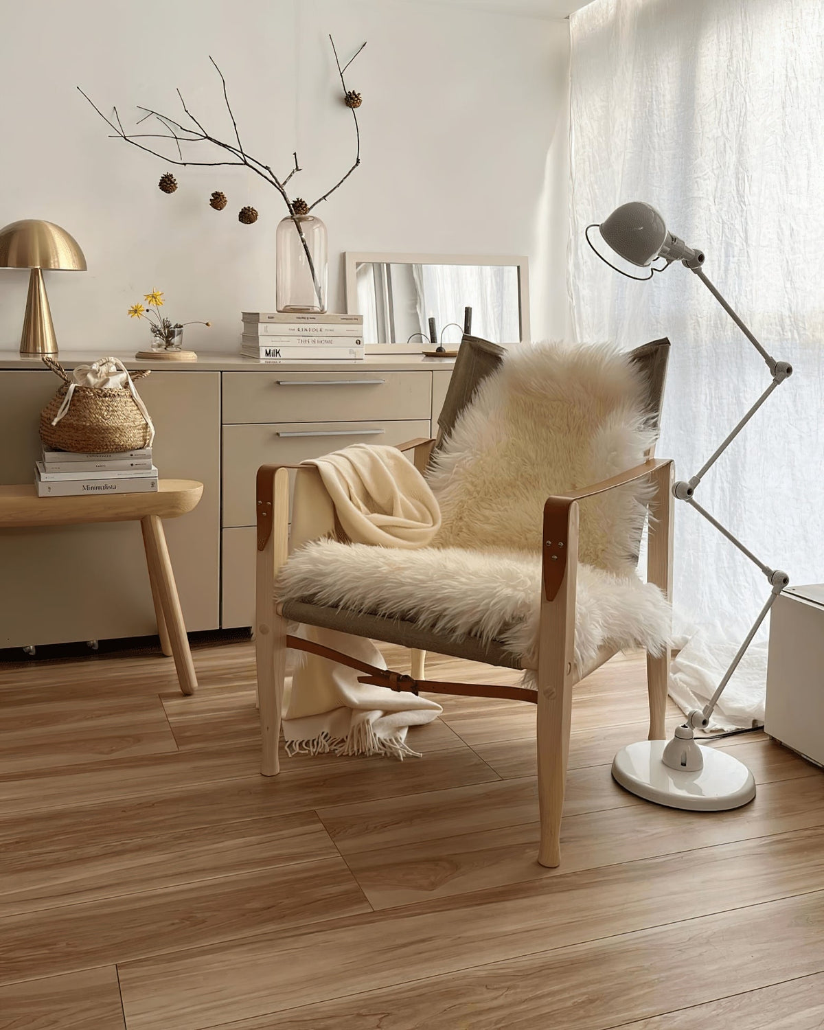 Orelalise Floor Lamp