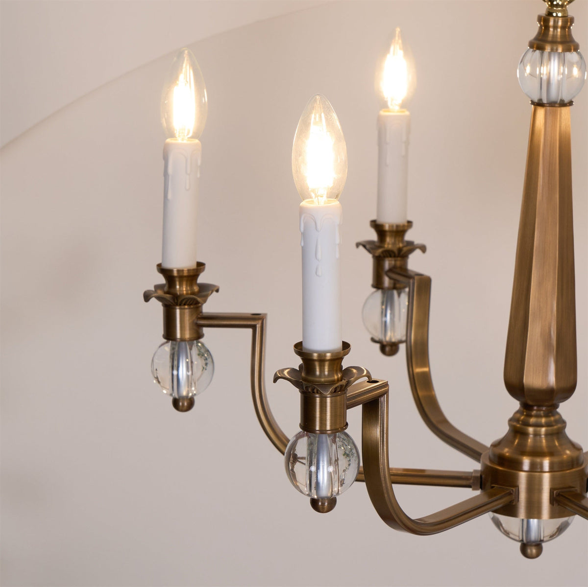 Vorinor Chandelier