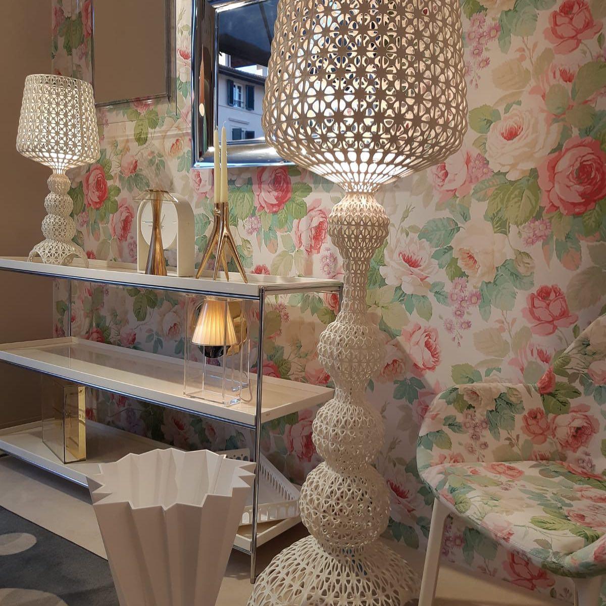 Lilah Acrylic Luxury Table Lamp