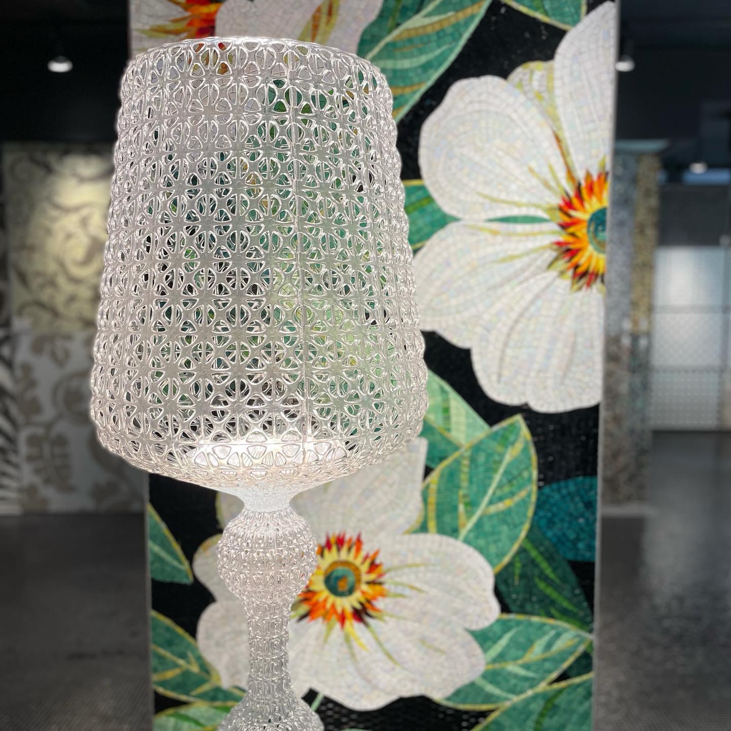 Lilah Acrylic Luxury Table Lamp