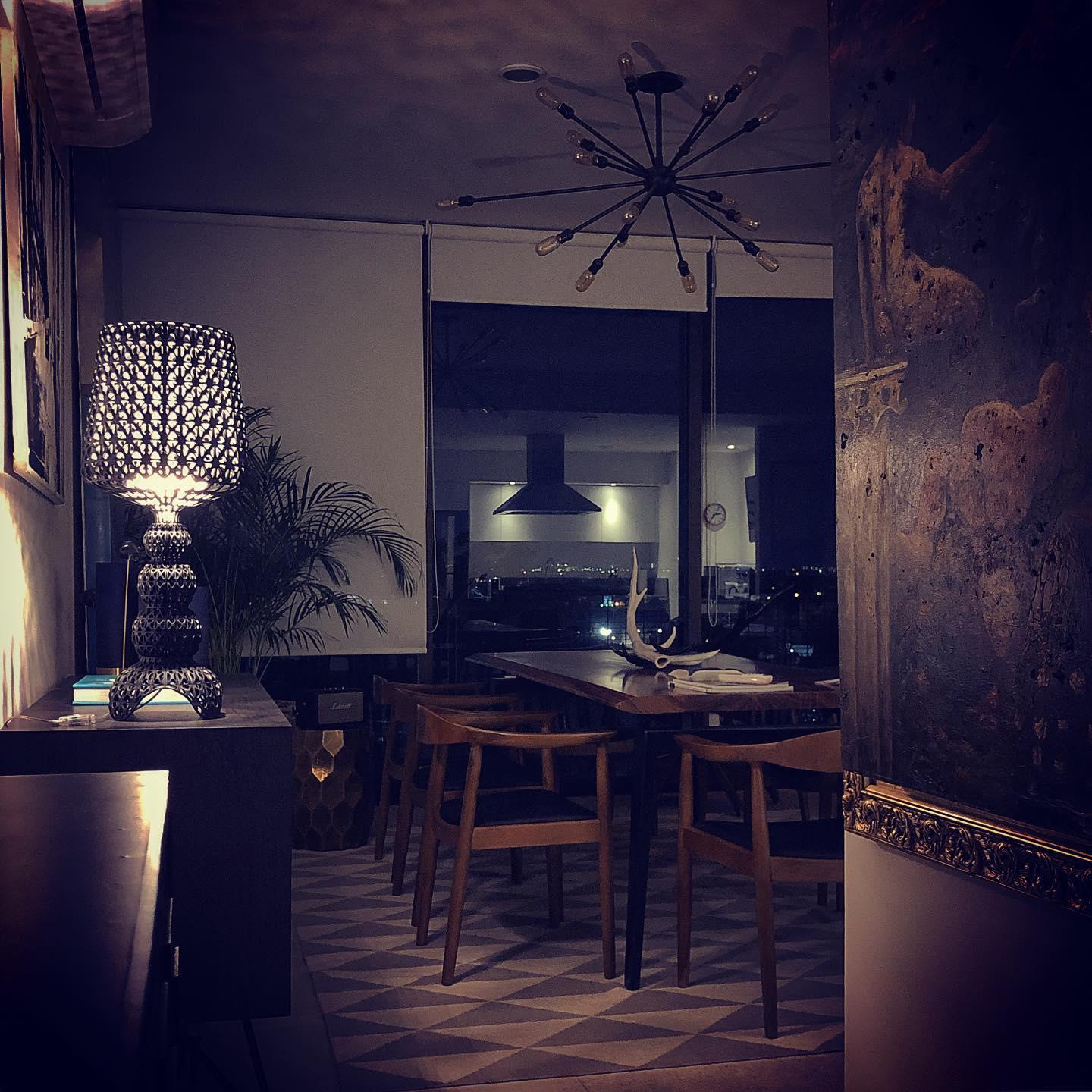 Lilah Acrylic Luxury Table Lamp