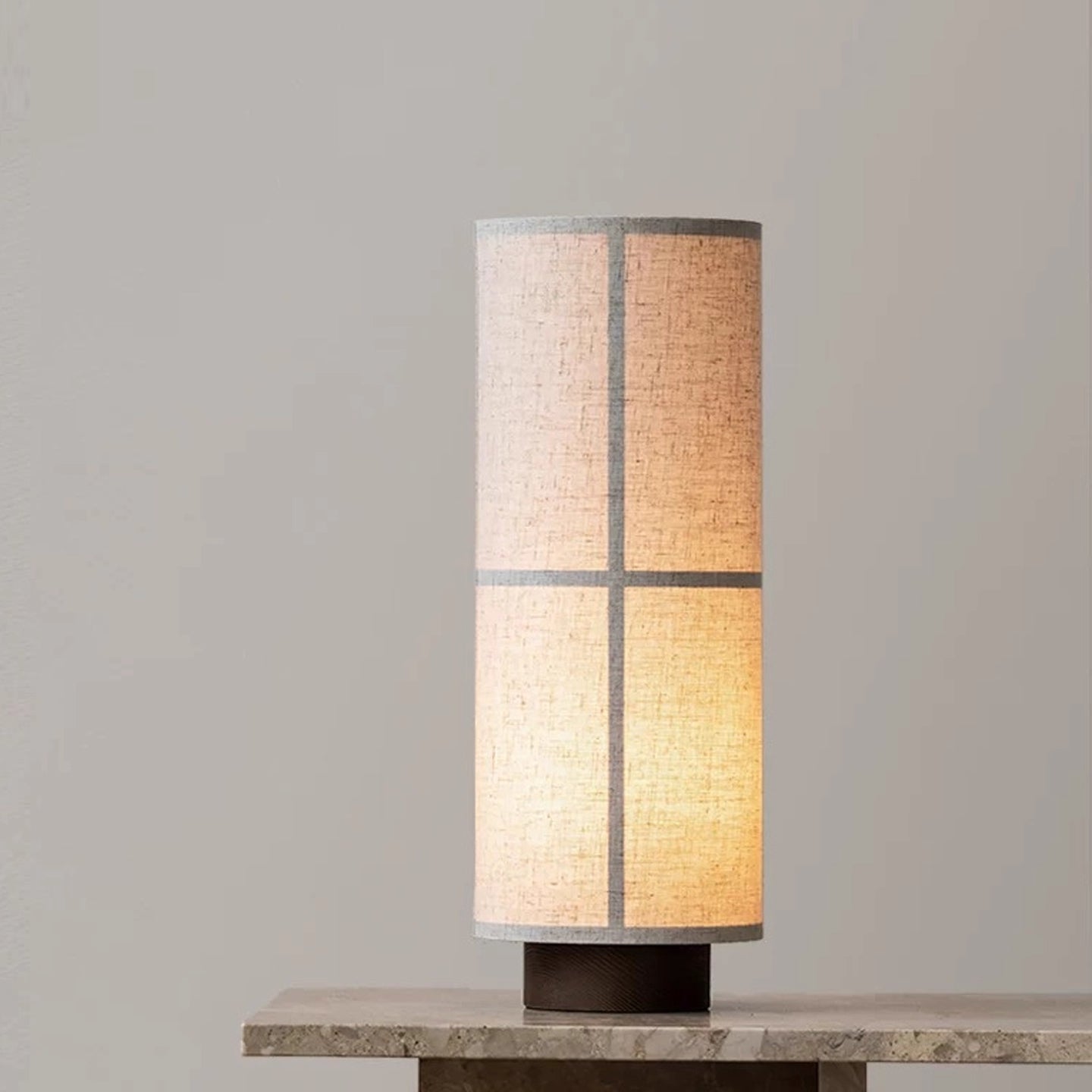 Lior Minimalist Fabric Table Lamp