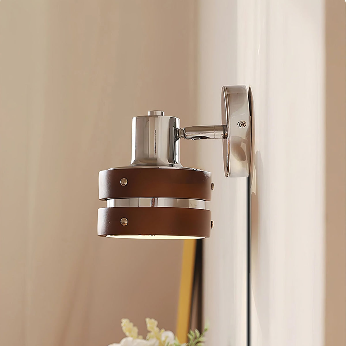 Nildes Wood Classic Wall Lamp