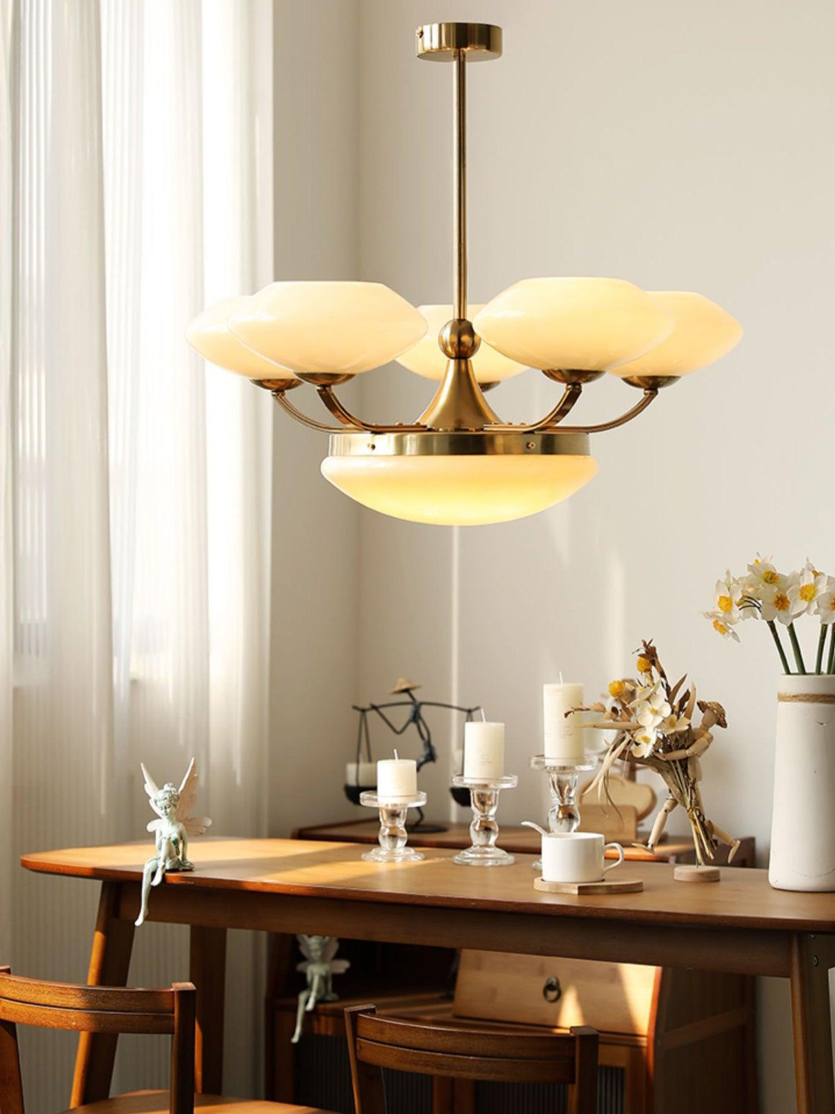 Velaira Classic Glass Chandelier