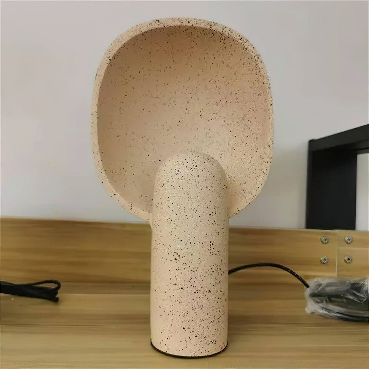Soleilnil Table Lamp
