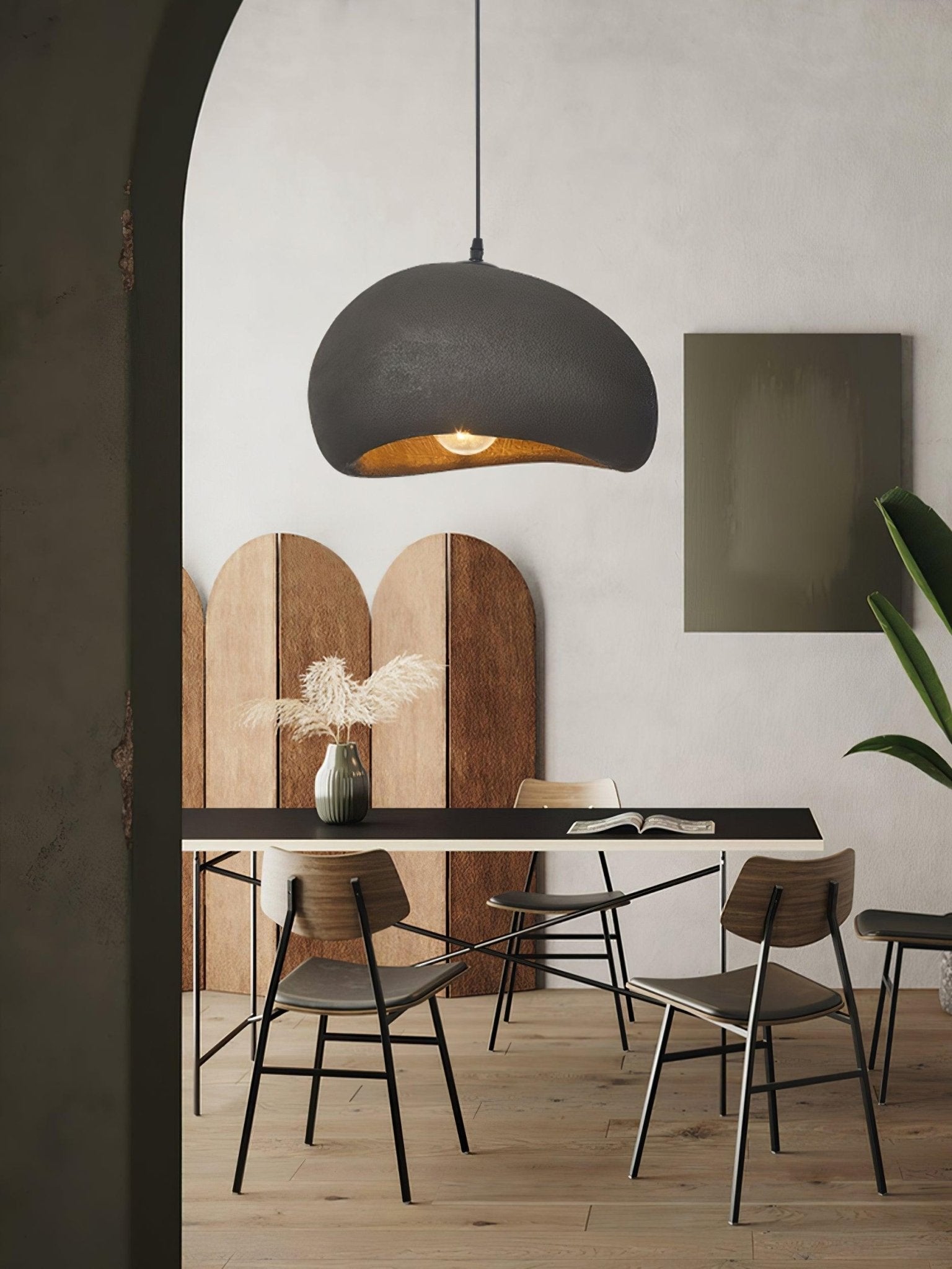 Elyndra Artistic Retro Pendant Lamp
