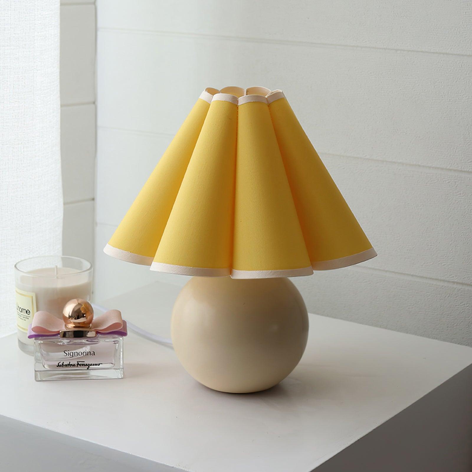 Nirixon Fabric Whimsical Table Lamp