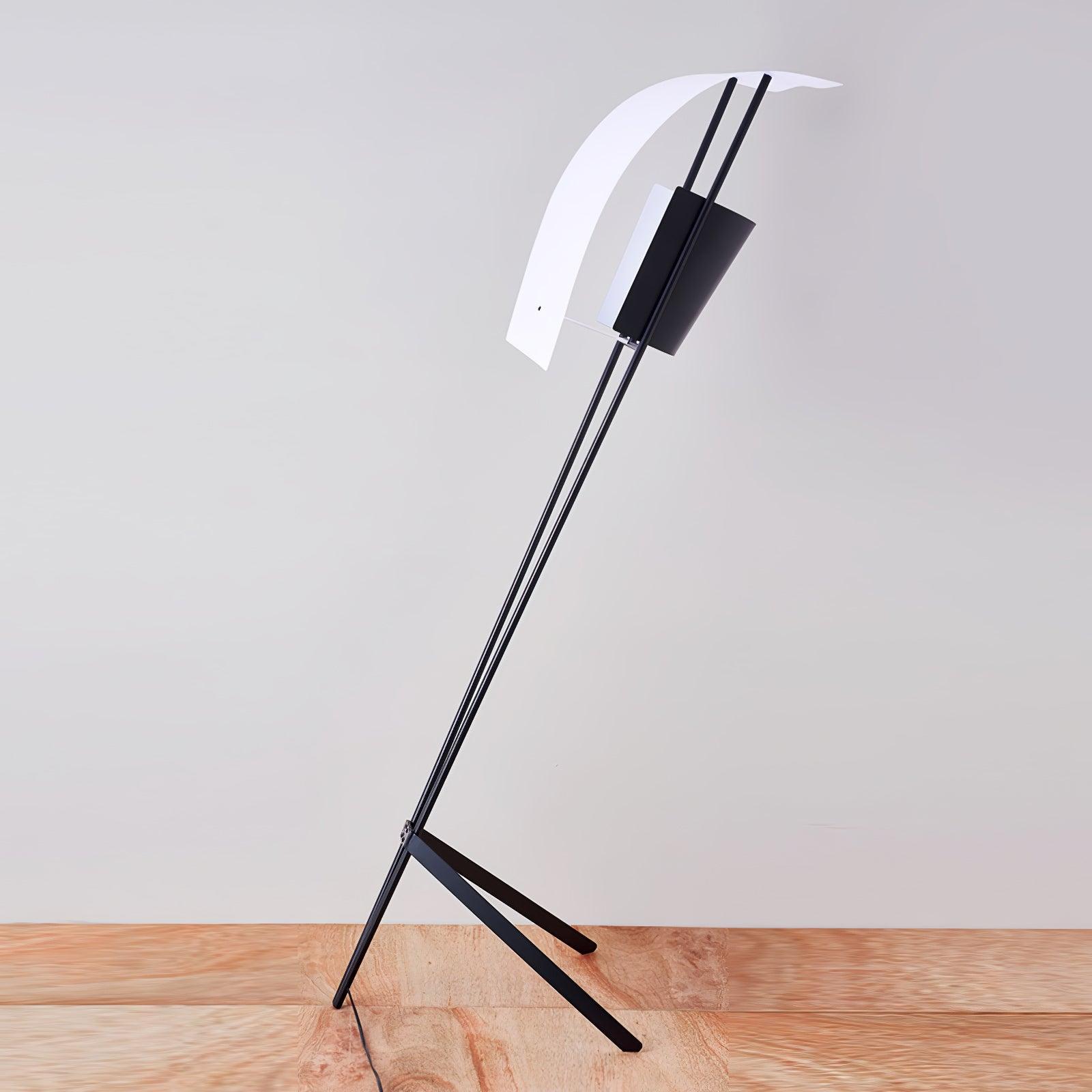 Ulvynil Minimalist Floor Lamp