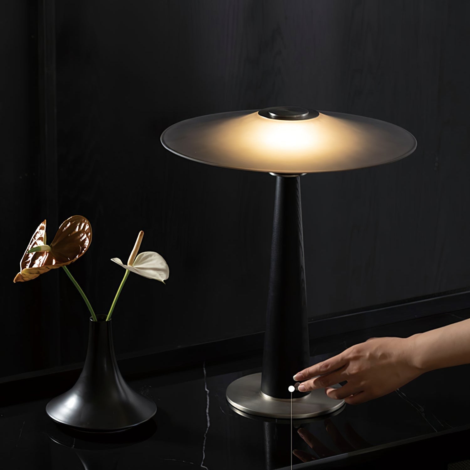 Cecilia Modern Table Lamp