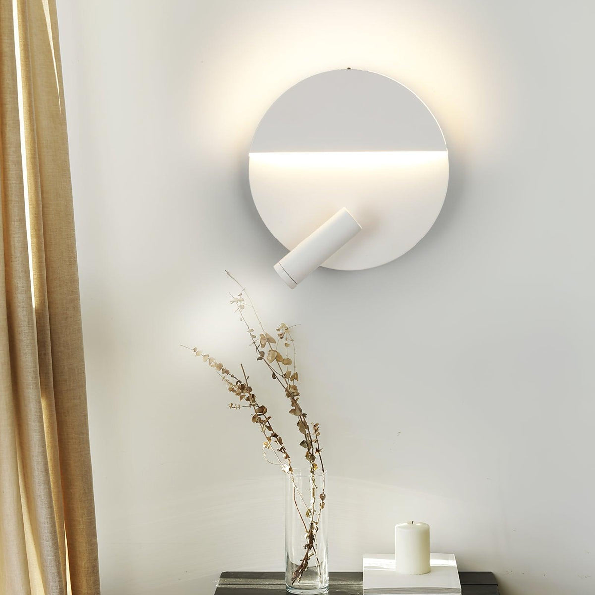 Aurnorir Wall Light