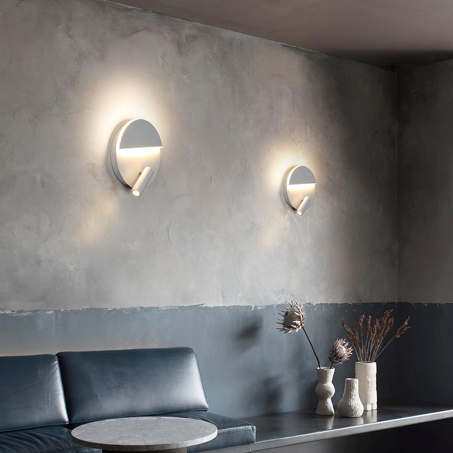 Aurnorir Wall Light