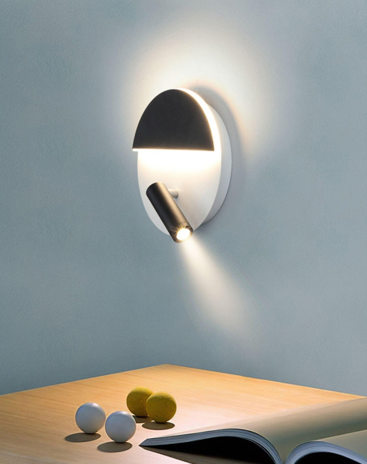 Aurnorir Wall Light