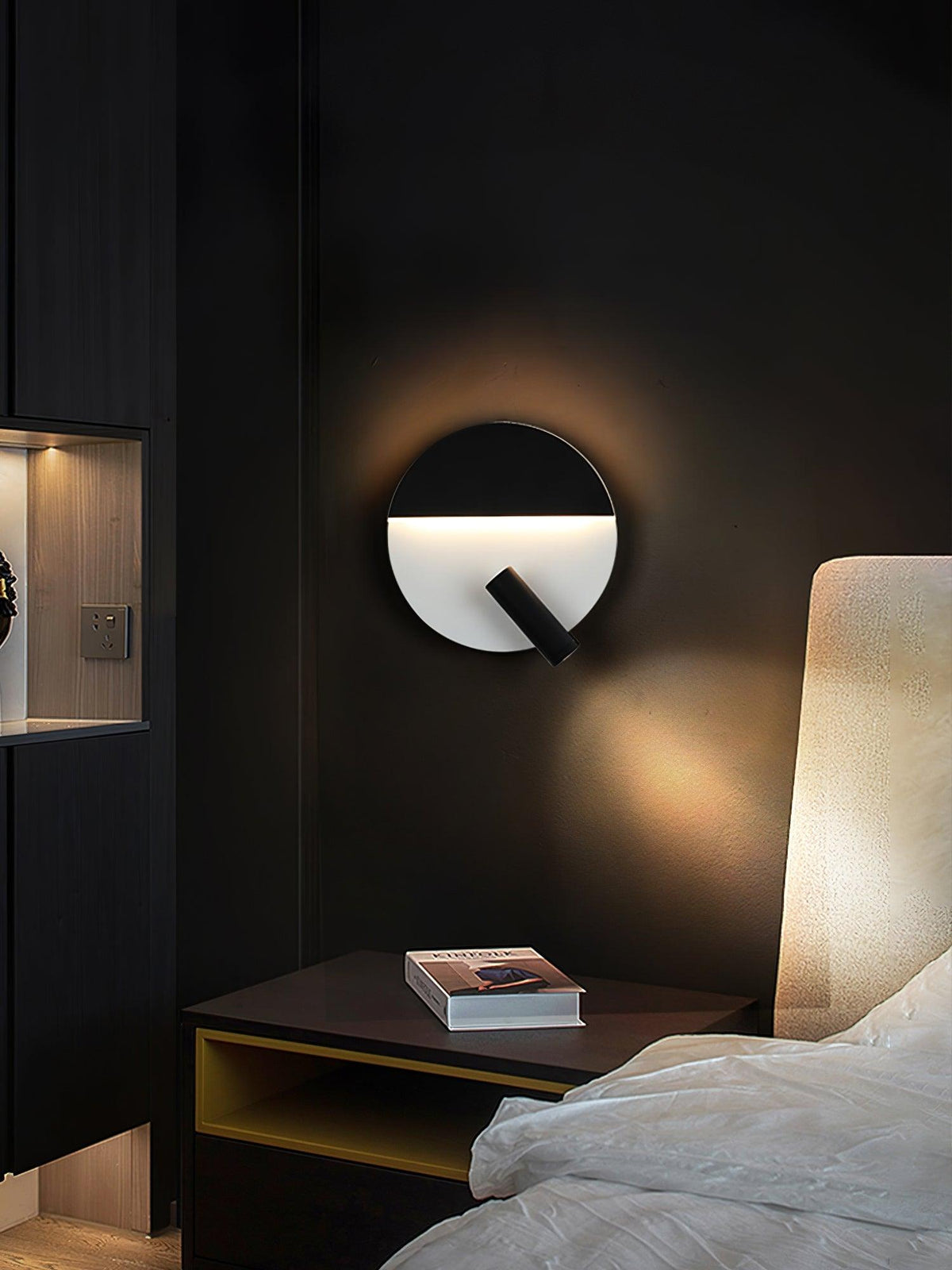 Aurnorir Wall Light
