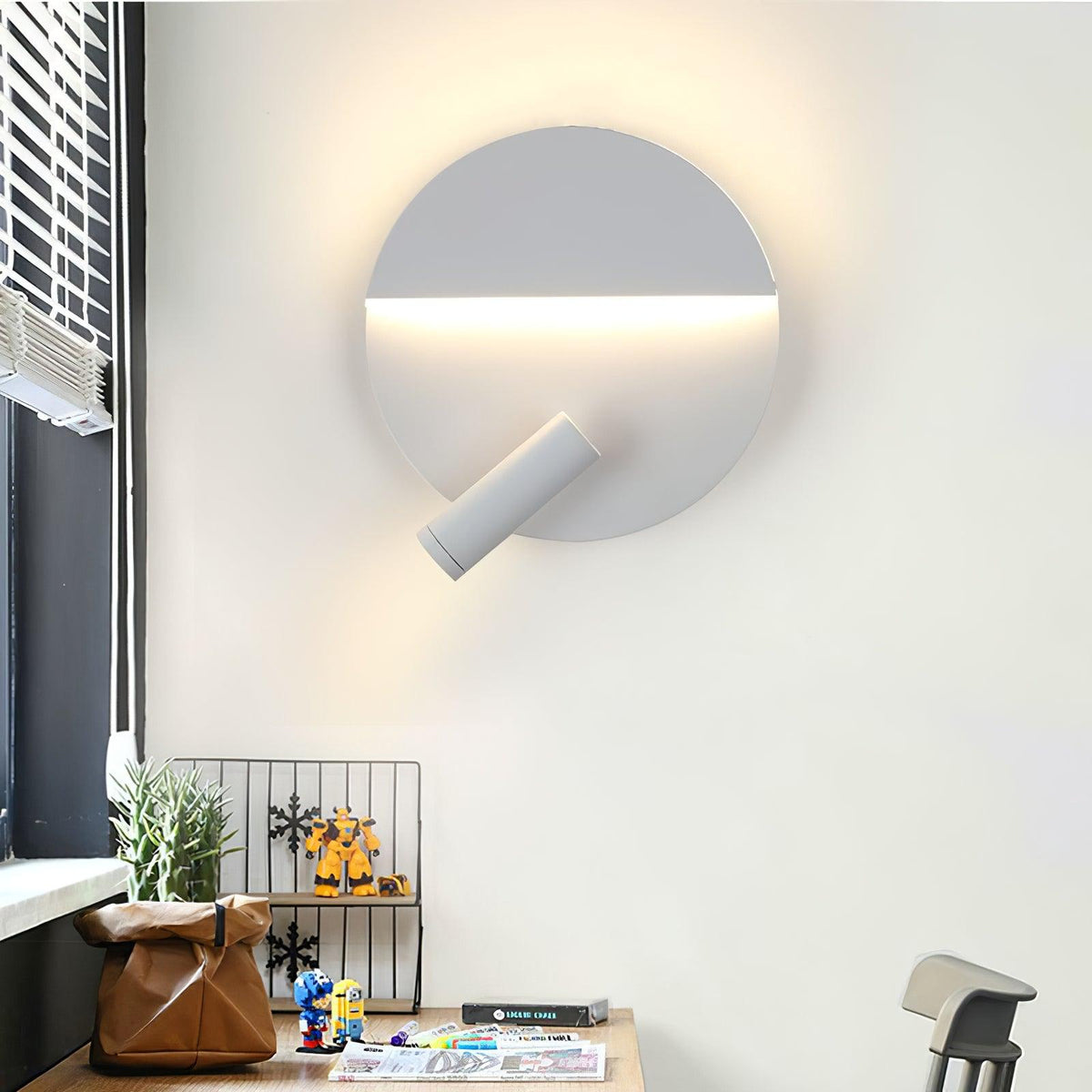 Aurnorir Wall Light