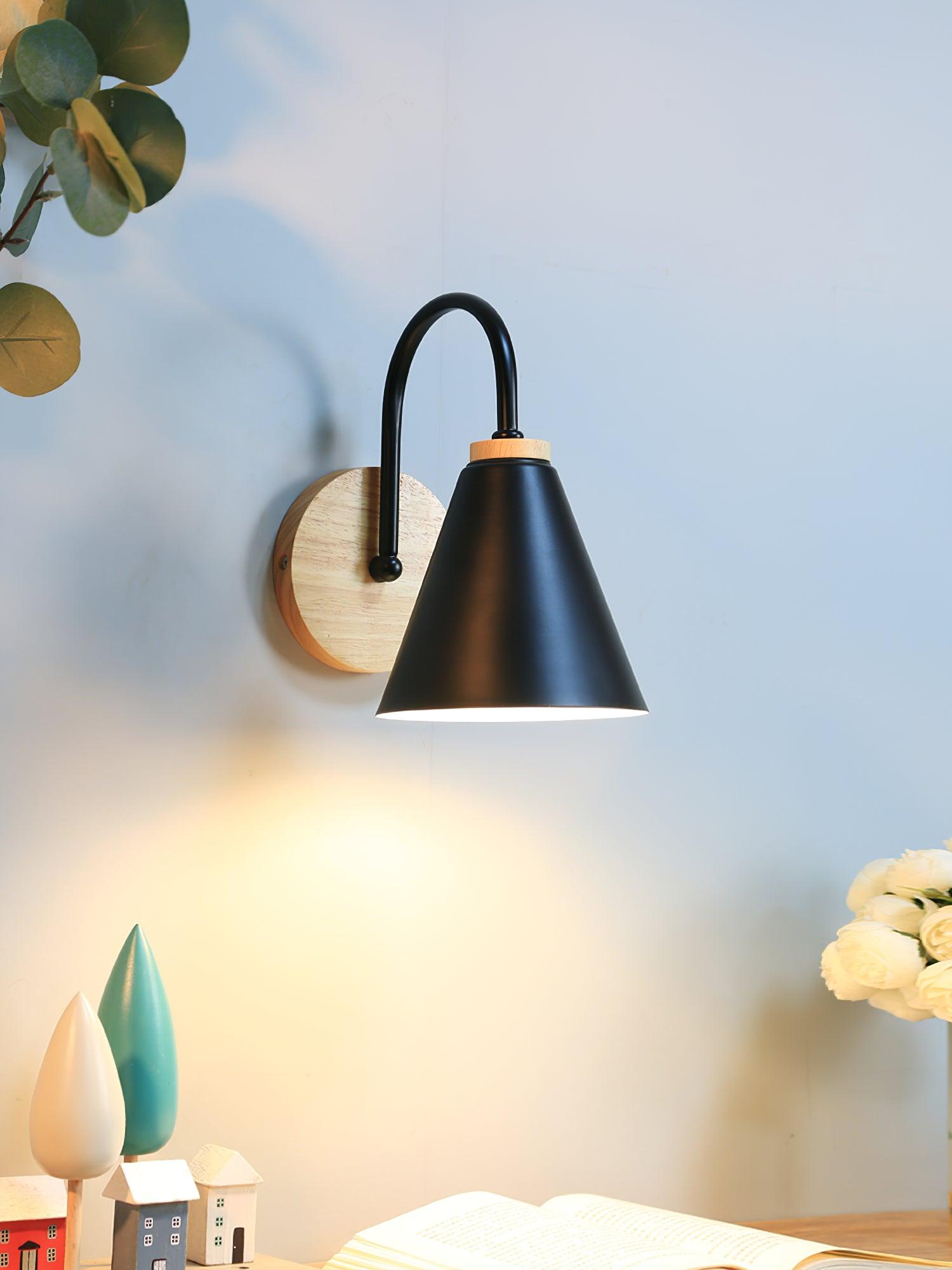 Rinorielle Unique Classic Wooden Wall Lamp