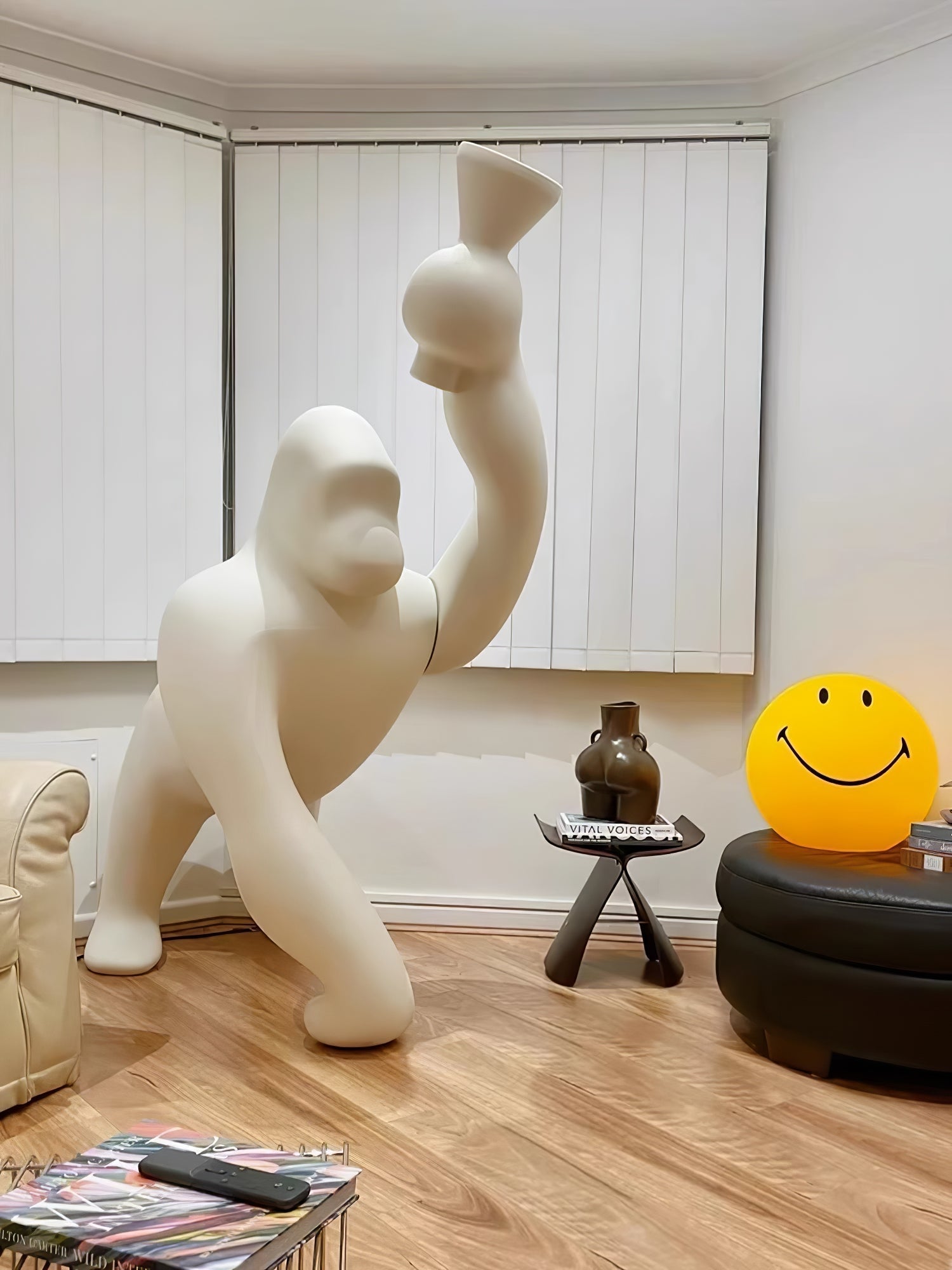 Zasolil Artistic Resin Gorilla Floor Lamp
