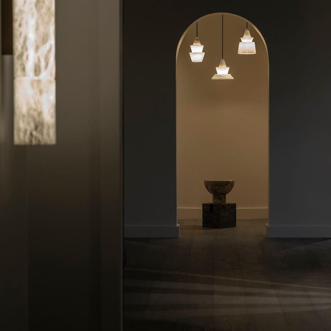 Evo Alabaster Pendant Light