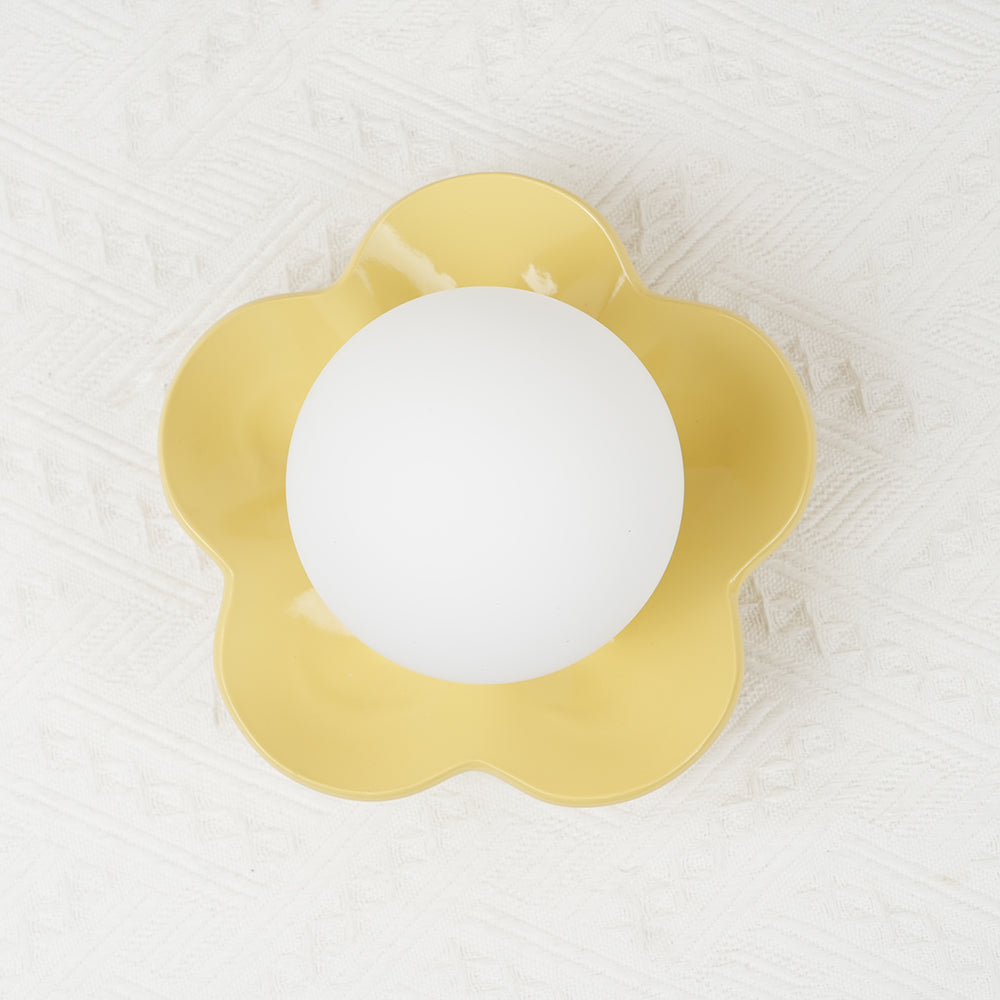 Arcore Resin Playful Wall Lamp