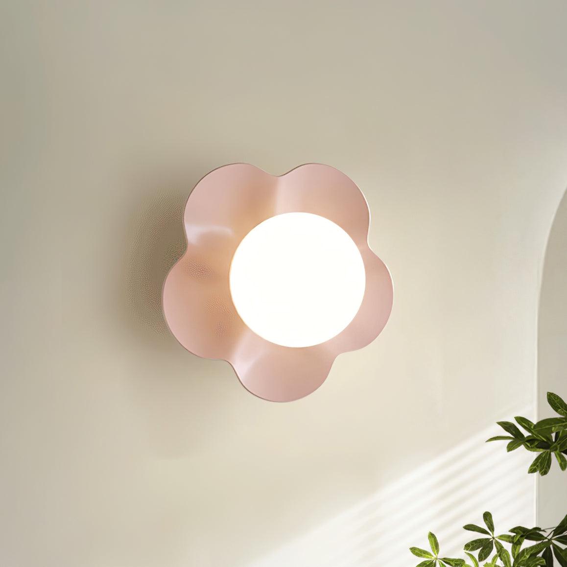 Arcore Resin Playful Wall Lamp