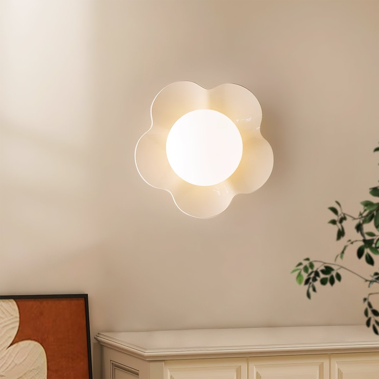Arcore Resin Playful Wall Lamp