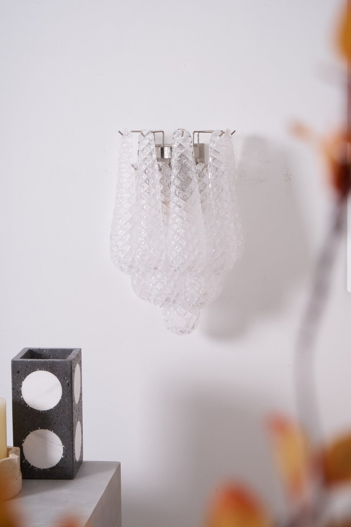 Liorelaria Wall Lamp Pink Teardrop Glass Floral Artistic