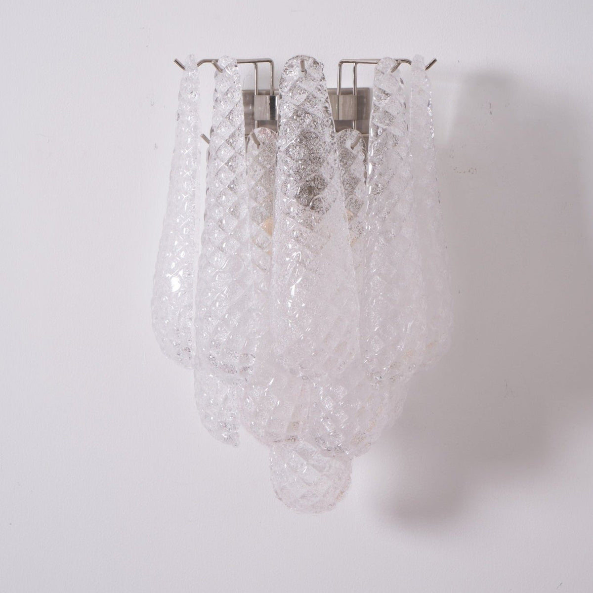 Liorelaria Wall Lamp Pink Teardrop Glass Floral Artistic