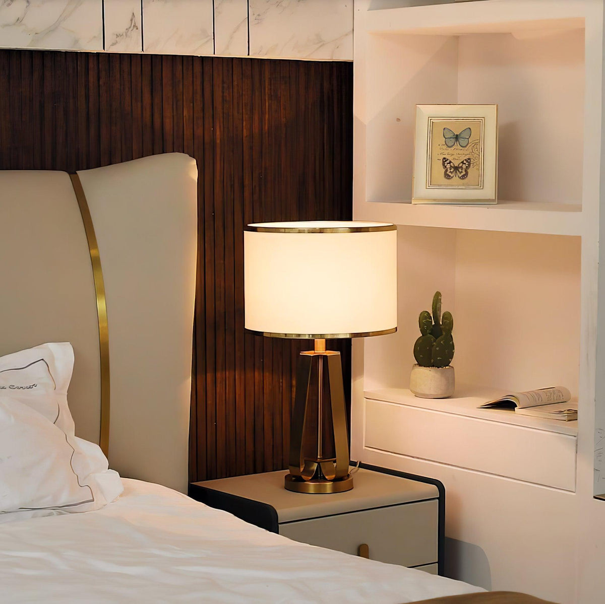 Linorira Luxe Fabric Table Lamp